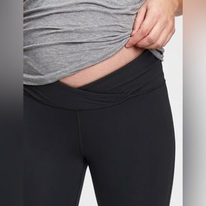 Gap Maternity Black Under-Belly Leggings - Sz M